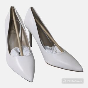 Sam Edelman Hazel Elegant Eggshell Color Heels Women's 6 *Wrong Box?* Exc. Cond!